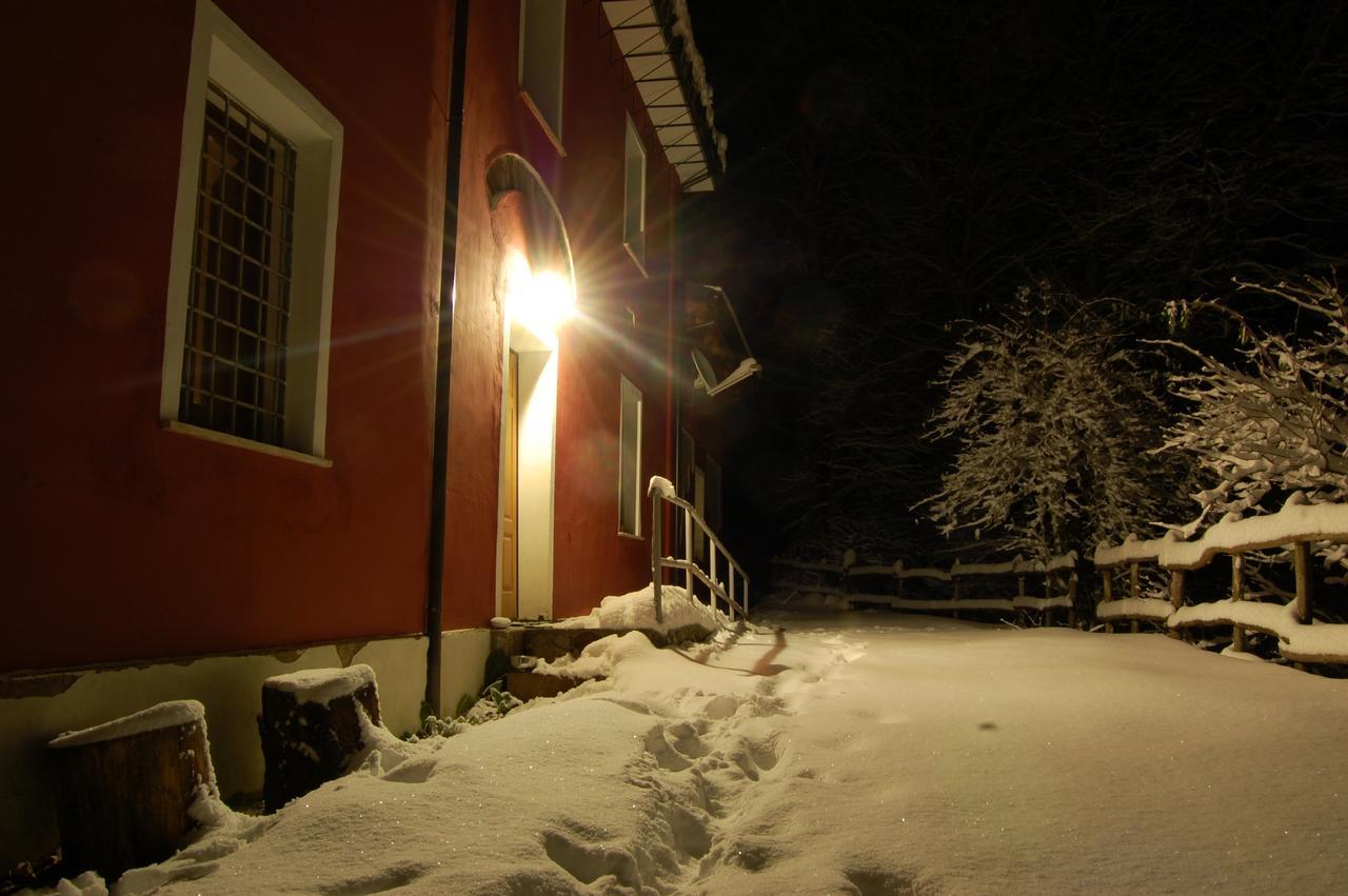 Rifugio Casello Margherita Camigliatello Silano Eksteriør billede